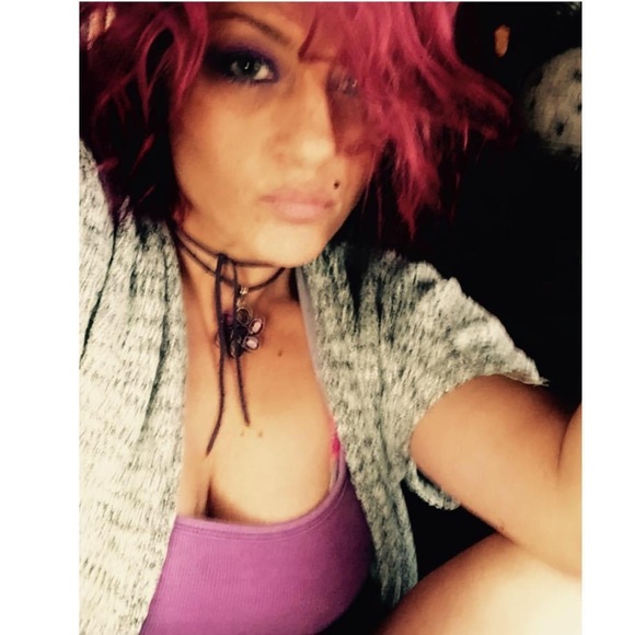 Meet your Posher, Holly - Picture 6 of 6